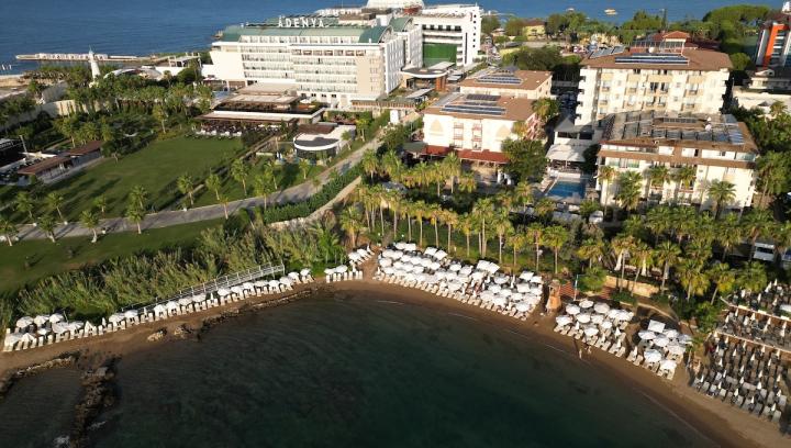 Eos Beach Resort