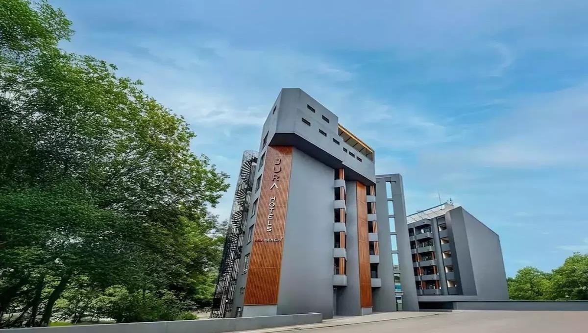 Jura Hotels Ada Beach