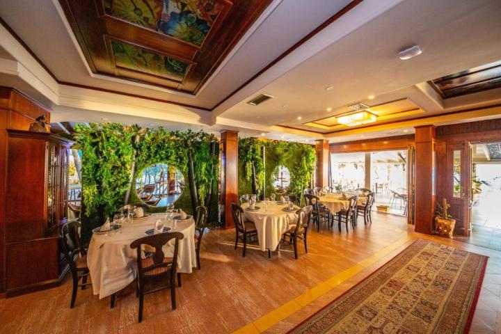 Majestic Hotel