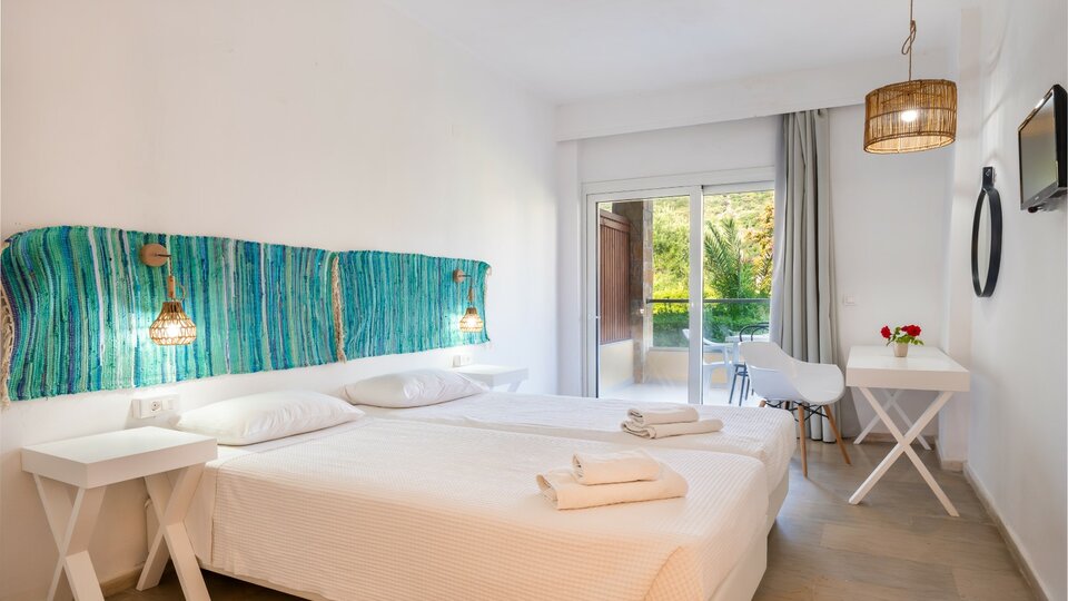 Serena Hotel 