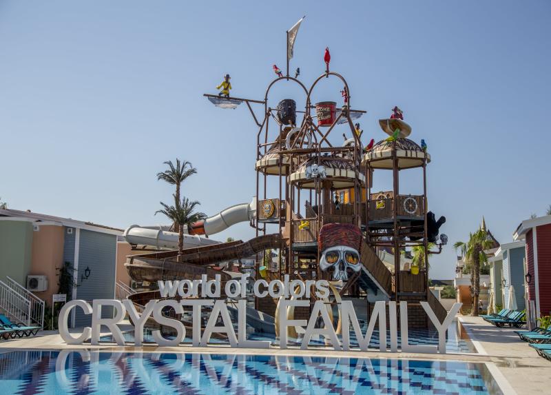 Crystal Club World Of Colours Hotel