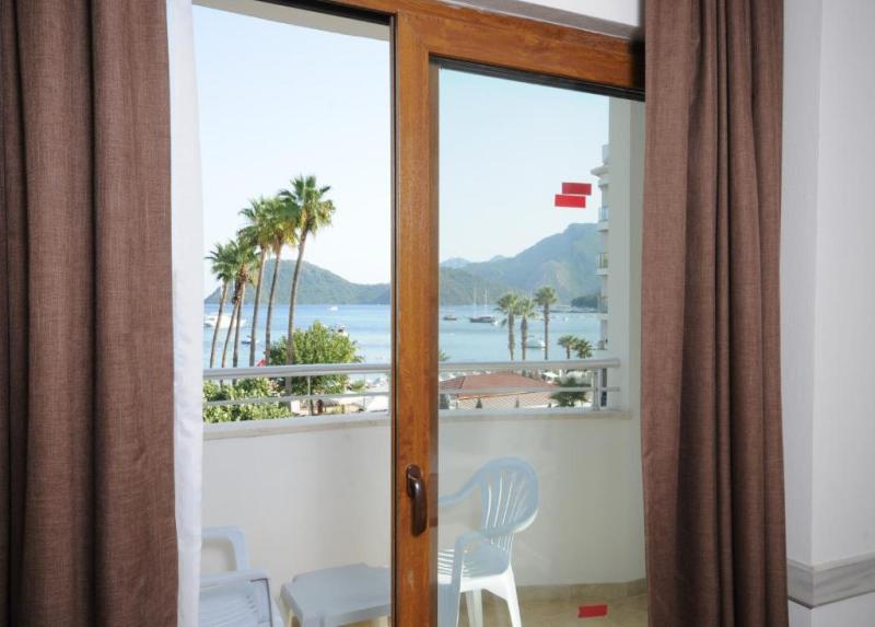 My Dream Hotel