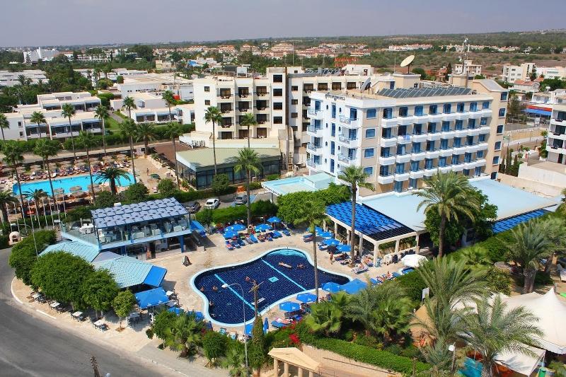 Hotel Anonymous Beach