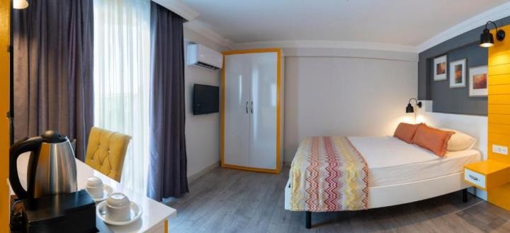 Akdora Hotel
