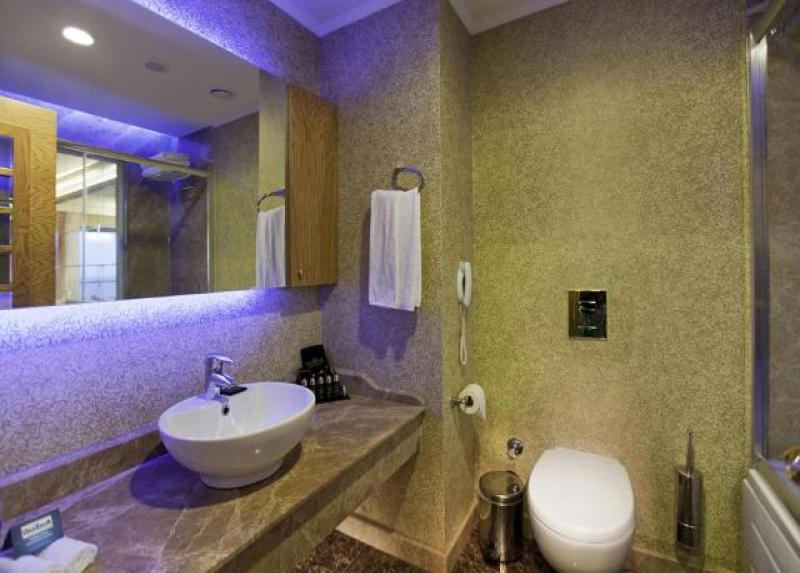 Granada Luxury Okurcalar Hotel