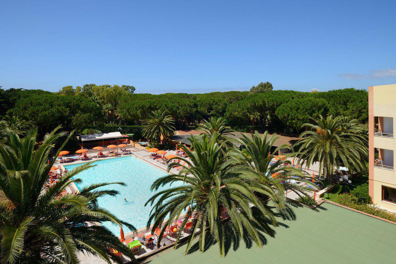 Hotel Oasis