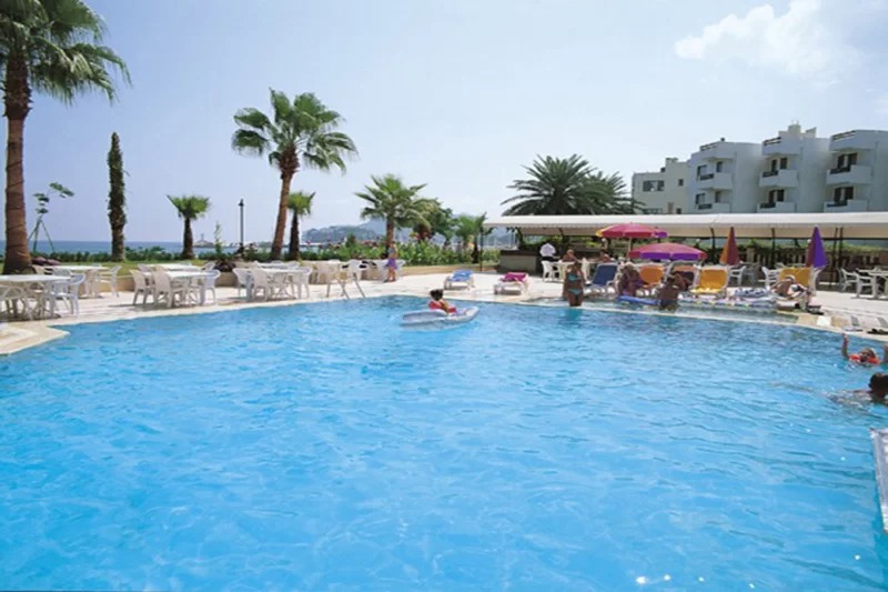 Fame Beach Hotel