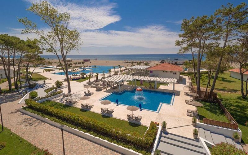 Hotel Azul Beach Resort