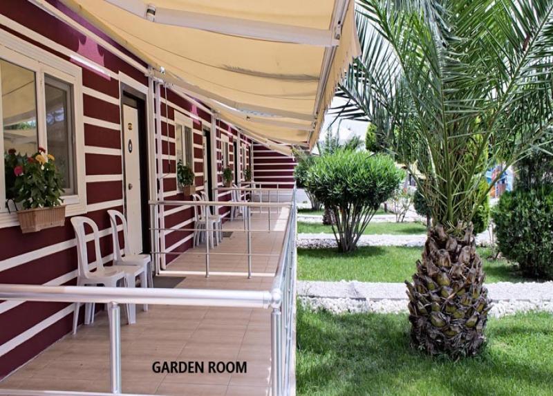 Armas Beach Hotel