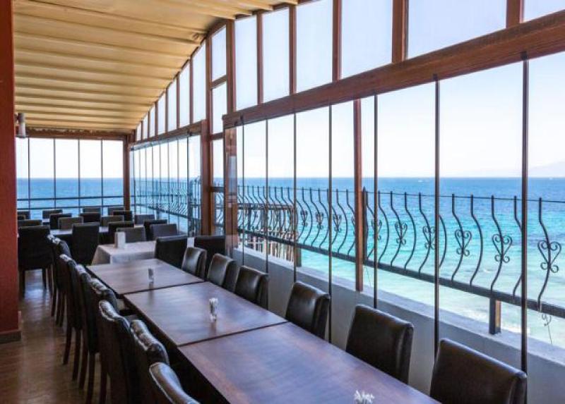 Sunday Beach Hotel