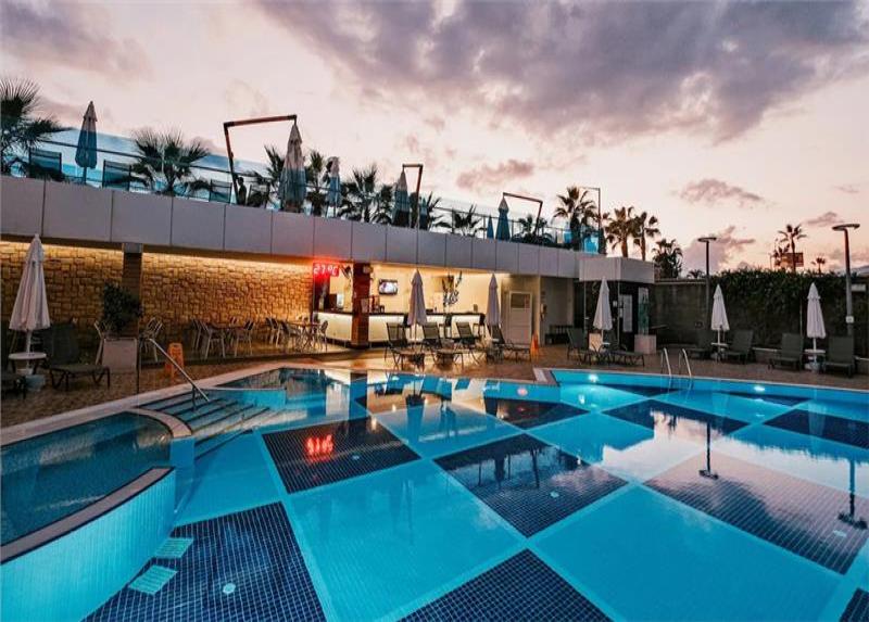 Sunprime C-Lounge Hotel
