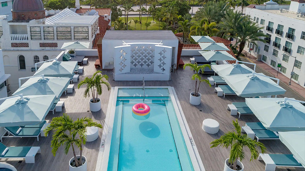Dream South Beach by Hilton