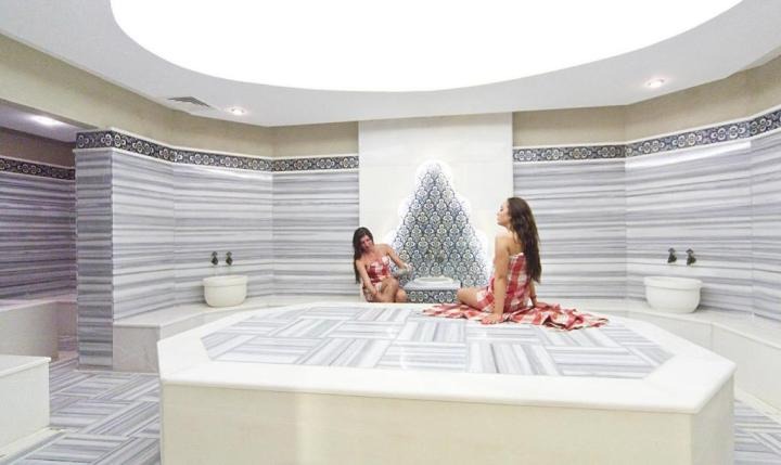 Side Star Resort Hotel