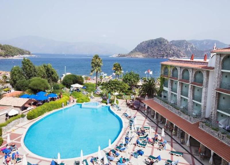 Marti La Perla Hotel