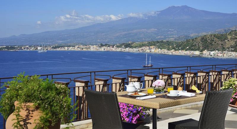 Unahotel Capotaormina