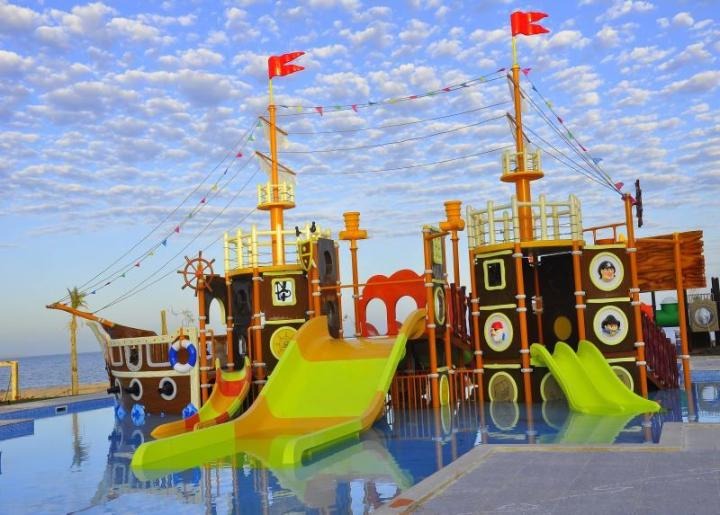 Titanic Royal