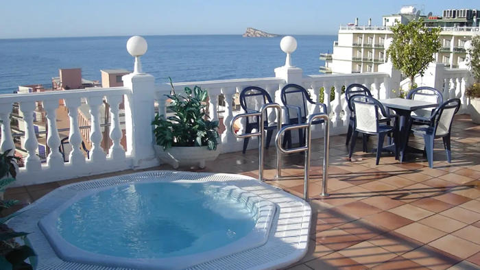 Avenida Hotel
