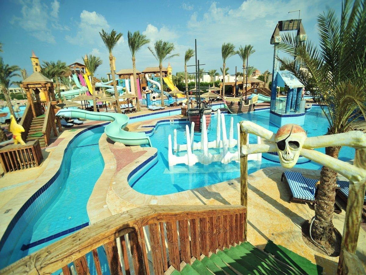 Sea Beach Aquapark Resort