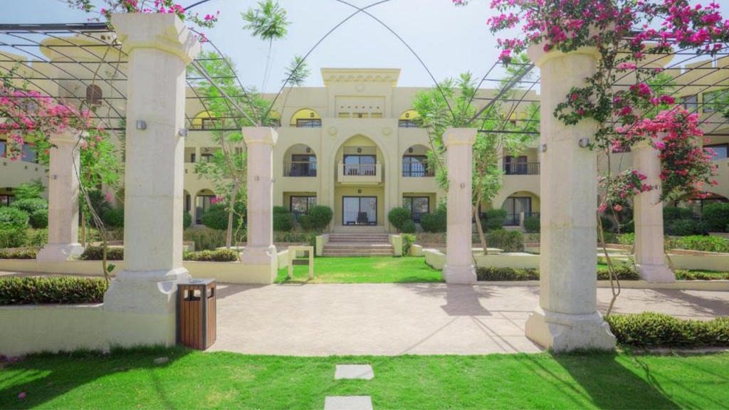 Grand Tala Bay Beach Resort