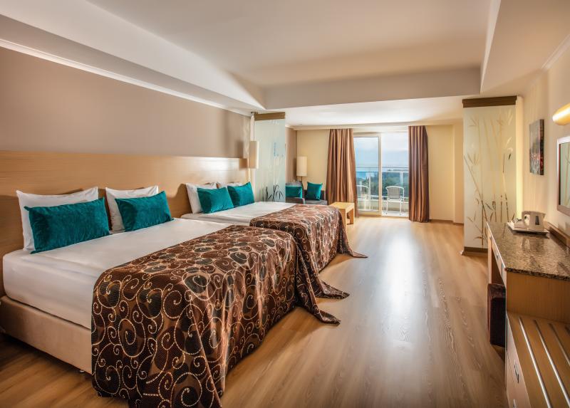 Otium Sealight Beach Resort Kusadasi Hotel