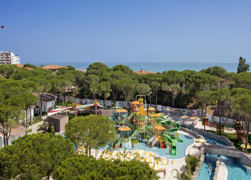 Selectum Luxury Resort Hotel