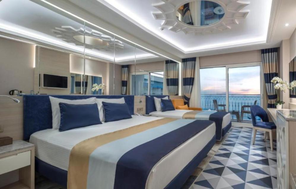 Granada Luxury Beach