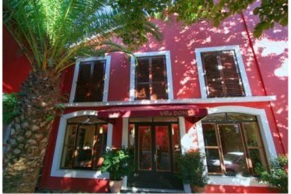 Depadansa Villa Donat