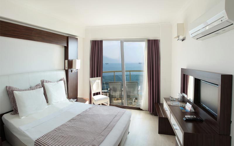 Arora Hotel