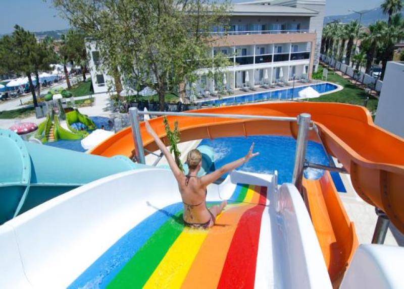 Kusadasi Palm Wings Beach Resort Hotel