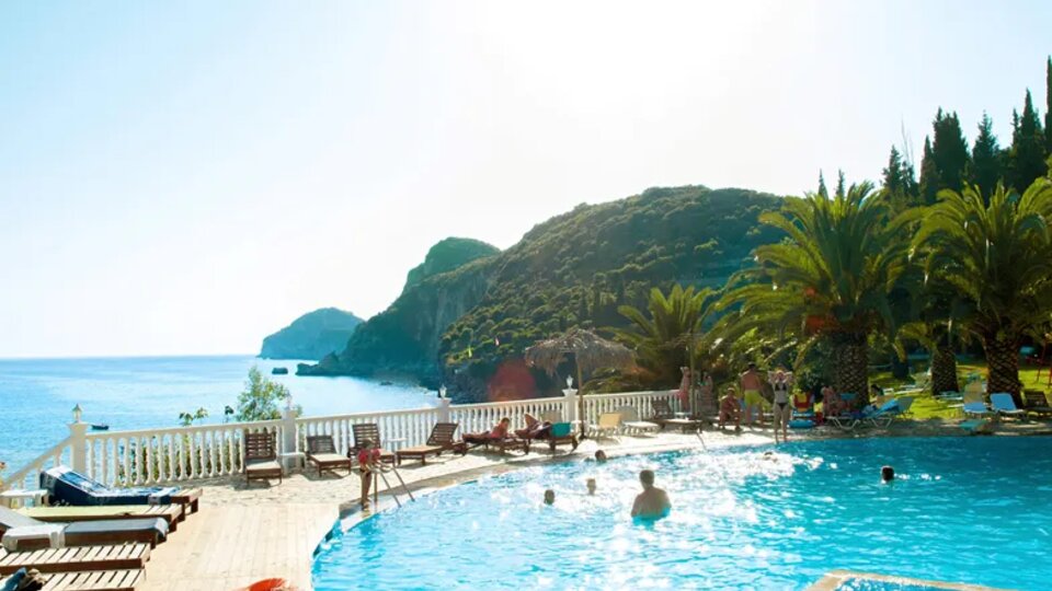 Ninos Blue Princes Beach Hotel