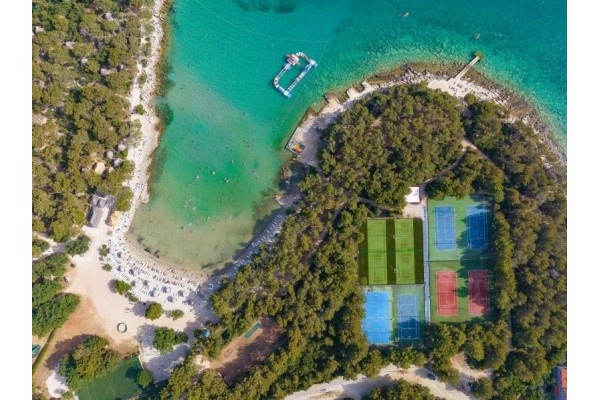 Turističko Naselje Kamp Pine Beach