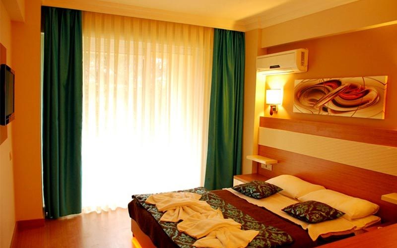 Flora Suites Hotel