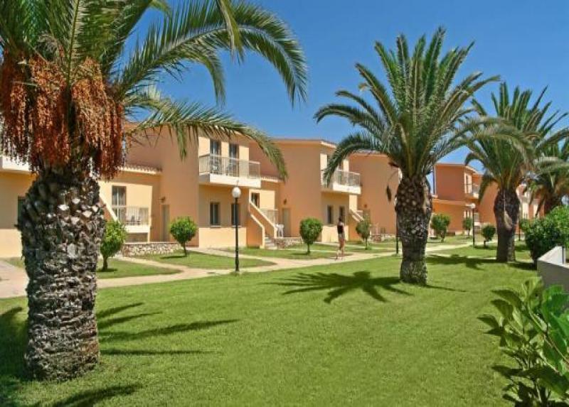 Nissiana Hotel & Bungalows Hotel