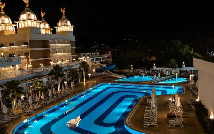 OZ Hotels Sui Resort