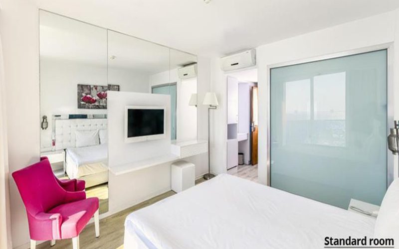 Le Bleu Hotel & Resort