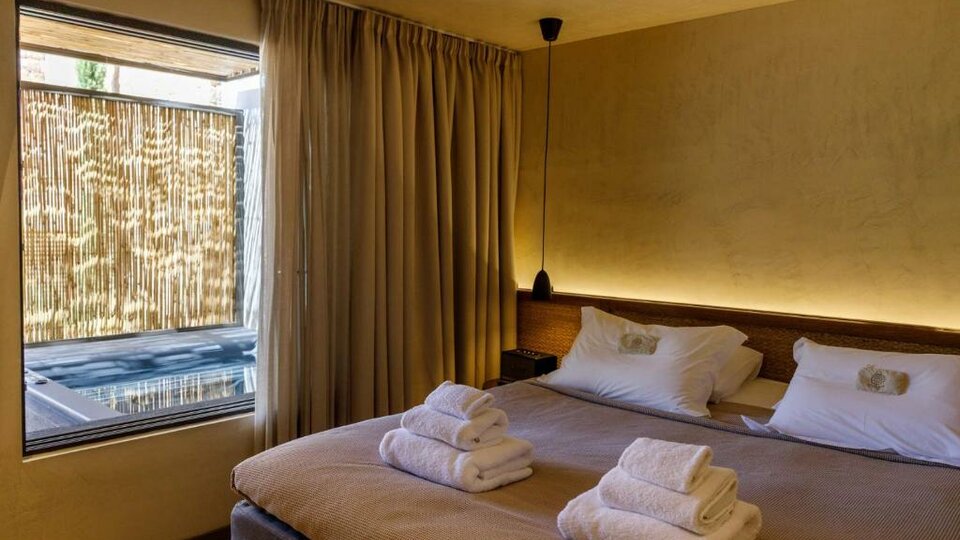 Amantes Villas and Suites