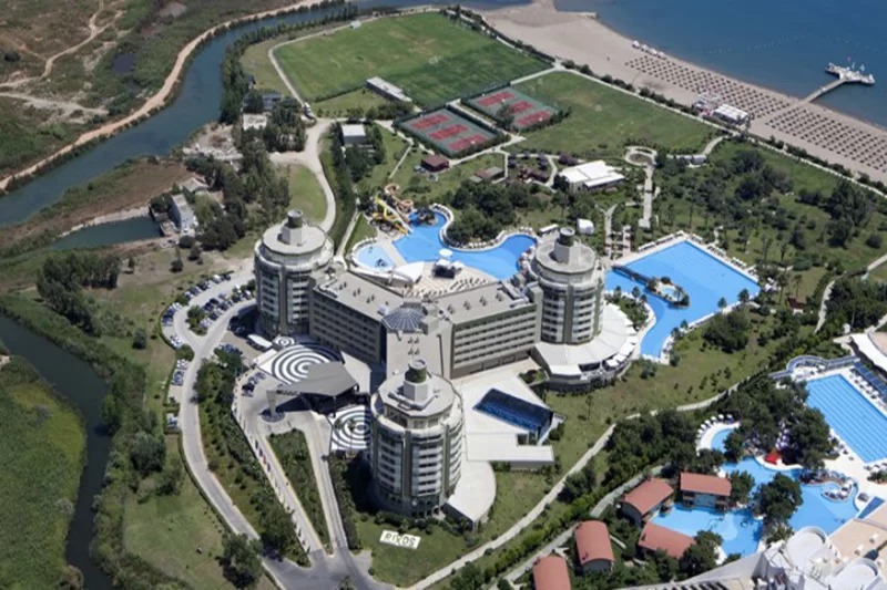 Delphin Be Grand Resort Hotel