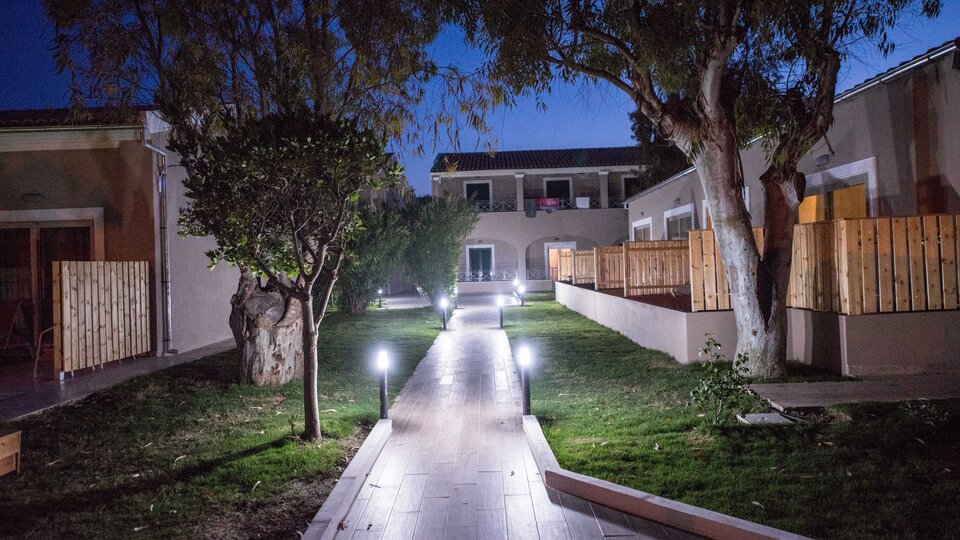 Amour Holiday Resort