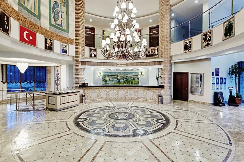 Alba Royal Hotel