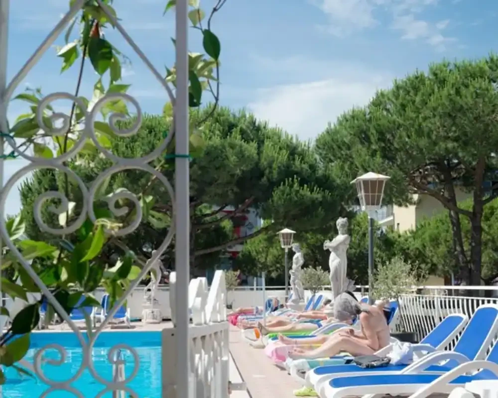 Hotel Trevi