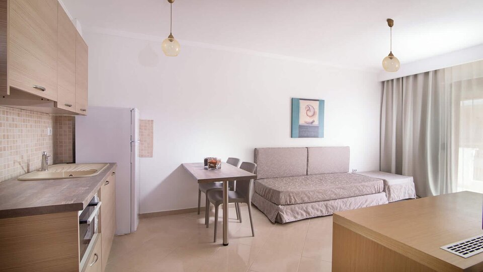 Apanemia Apartments