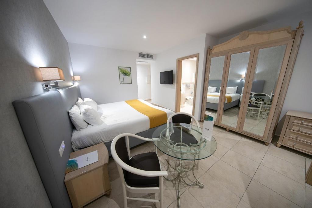 Solana Hotel & Spa