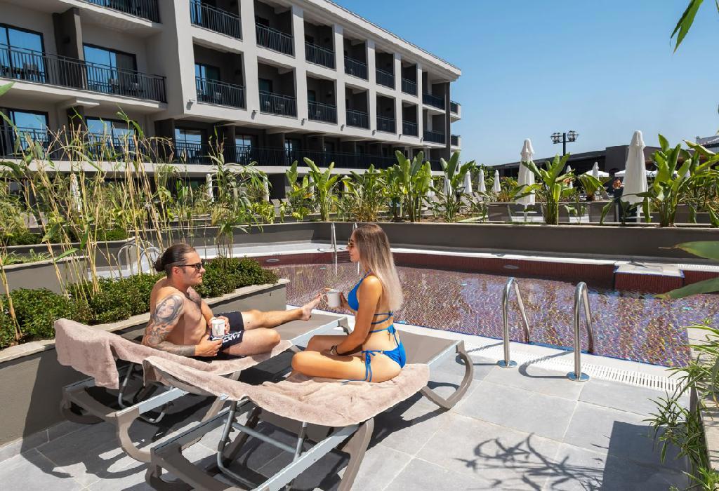 The X Belek