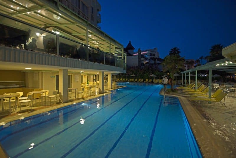 Hotel Flamingo Beach