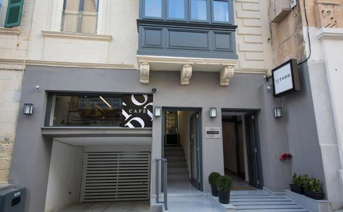 Mr Todd Hotel