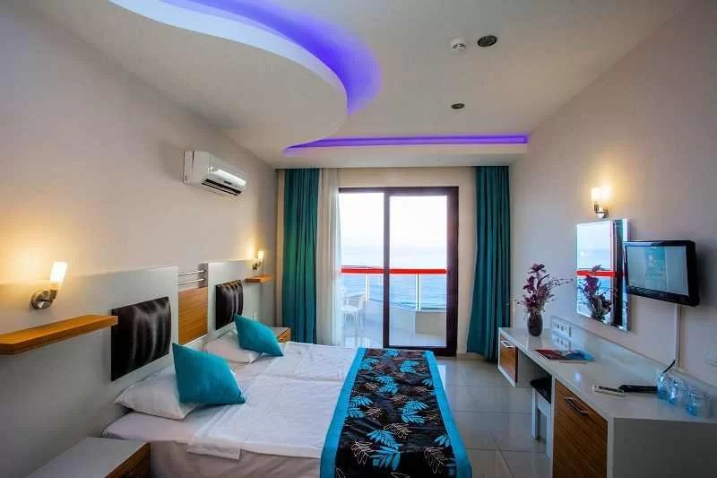 Kleopatra Ada Beach Hotel