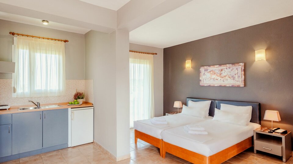 Hotel Ampelia