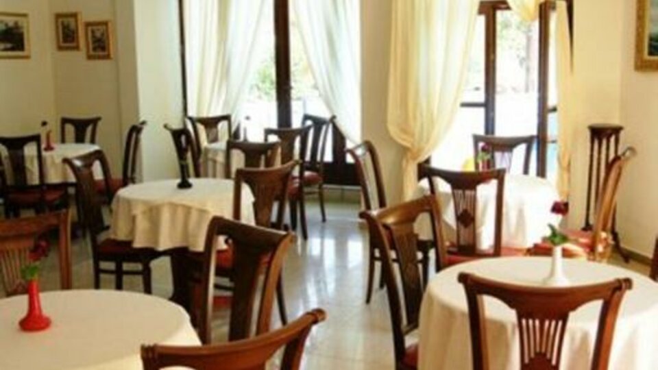 Hotel Eden