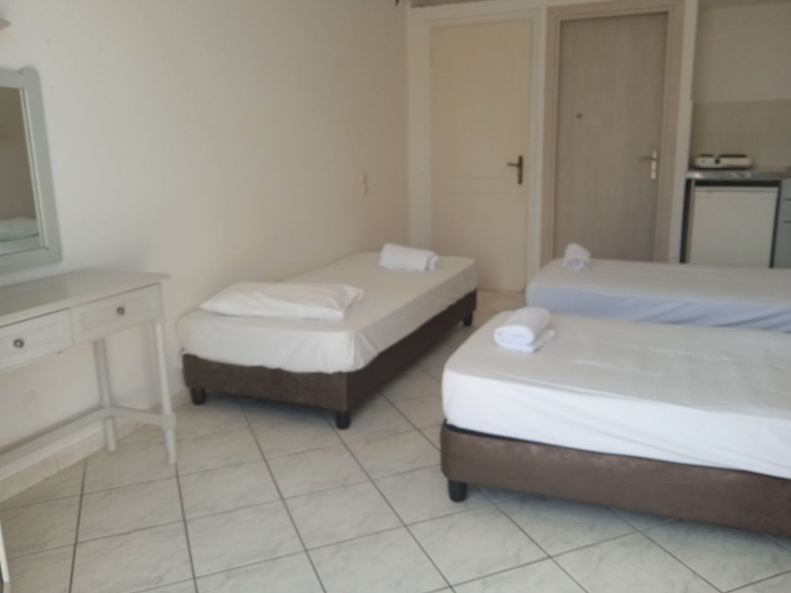 LG Apartments