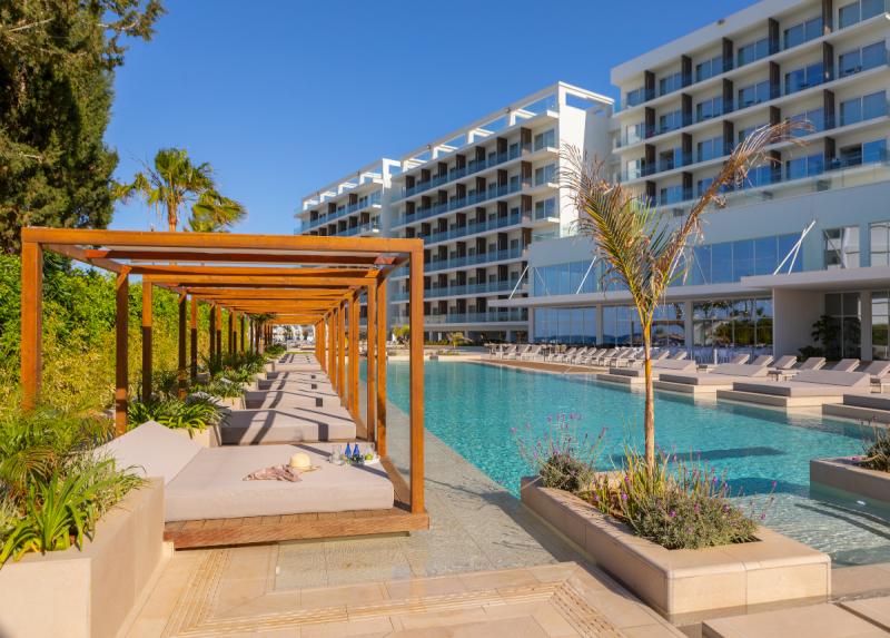 Chrysomare Beach & Resort Hotel